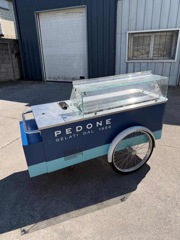 Marquage publicitaire chariot à glace Pedone