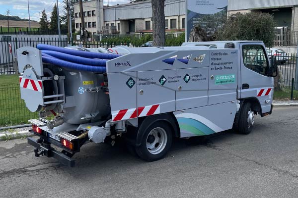 marquage-simple-aps-controle-seine-et-marne-77 Faites réaliser un covering utilitaire en Seine-et-Marne